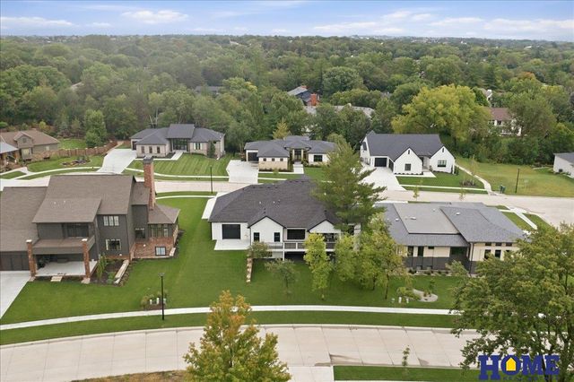 6326 Carveth Court, Lincoln, NE 68516