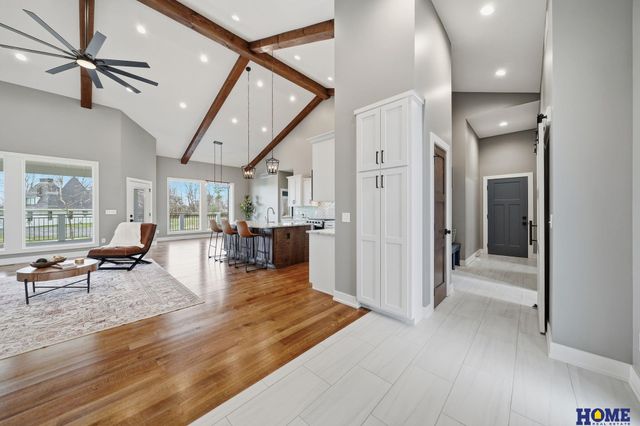 6326 Carveth Court, Lincoln, NE 68516
