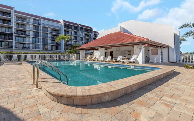 19111 VISTA BAY DRIVE 304, Indian Shores, FL 33785