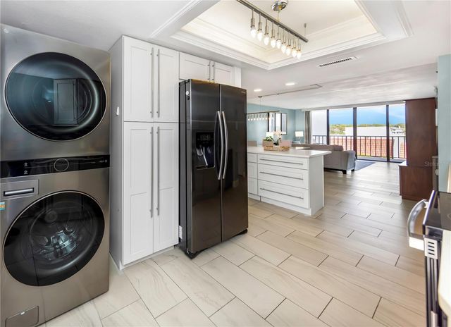 19111 VISTA BAY DRIVE 304, Indian Shores, FL 33785