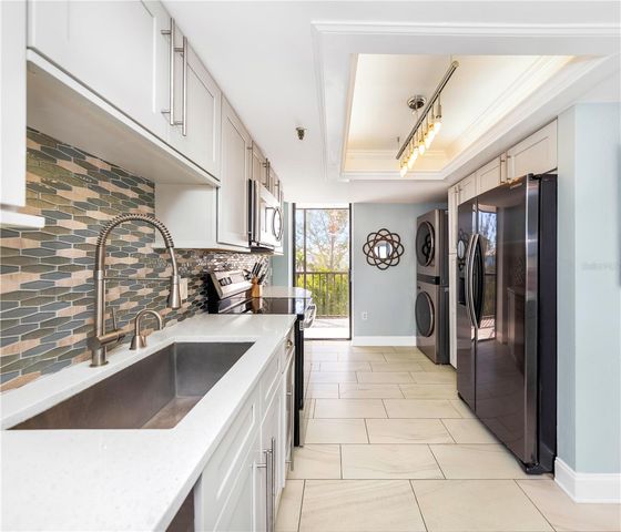 19111 VISTA BAY DRIVE 304, Indian Shores, FL 33785