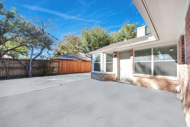 12639 Westmere Drive, Houston, TX 77077