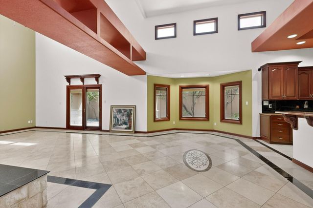 4505 Atherton Way NW, Albuquerque, NM 87120