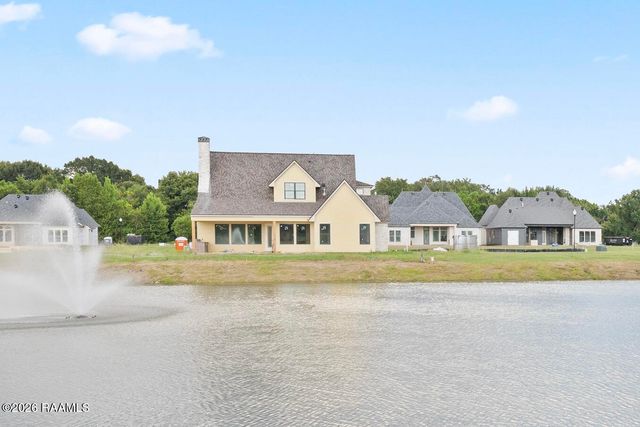 108 Stonebrook Drive, Youngsville, LA 70592