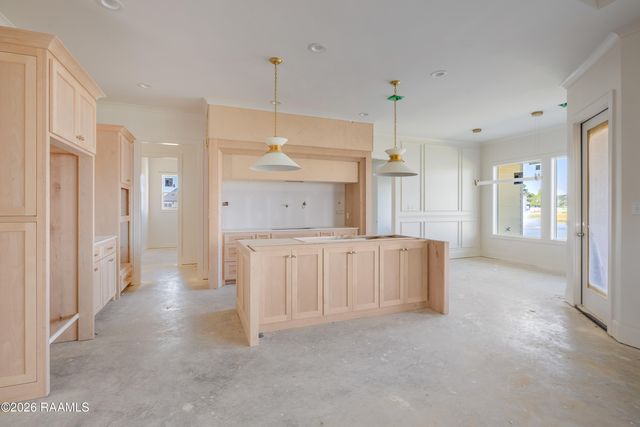 108 Stonebrook Drive, Youngsville, LA 70592