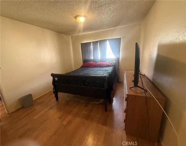 8634 Park 3, Bellflower, CA 90706