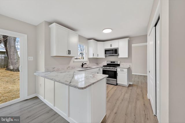 151 N KATRIN CIR, New Castle, DE 19720