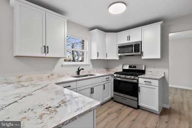 151 N KATRIN CIR, New Castle, DE 19720