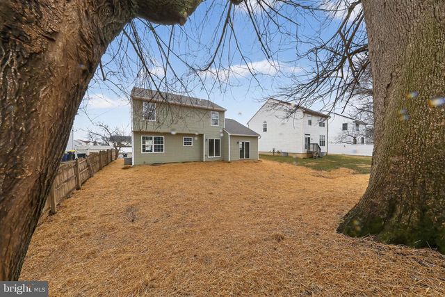 151 N KATRIN CIR, New Castle, DE 19720