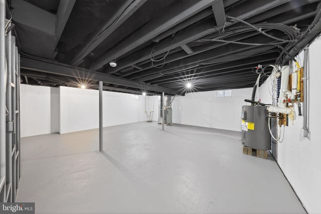 151 N KATRIN CIR, New Castle, DE 19720