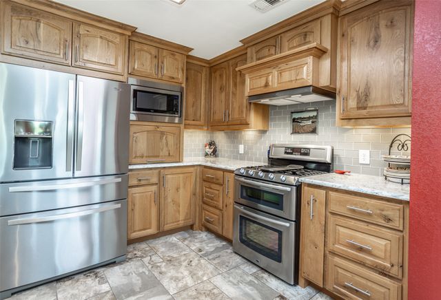 6768 Cub Lane, Sanger, TX 76266