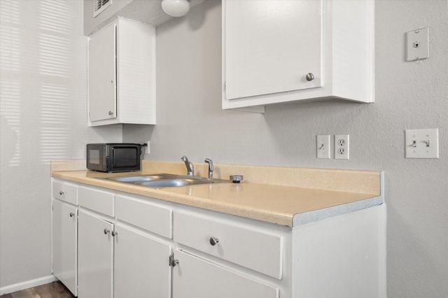 6415 31st Street, Lubbock, TX 79407