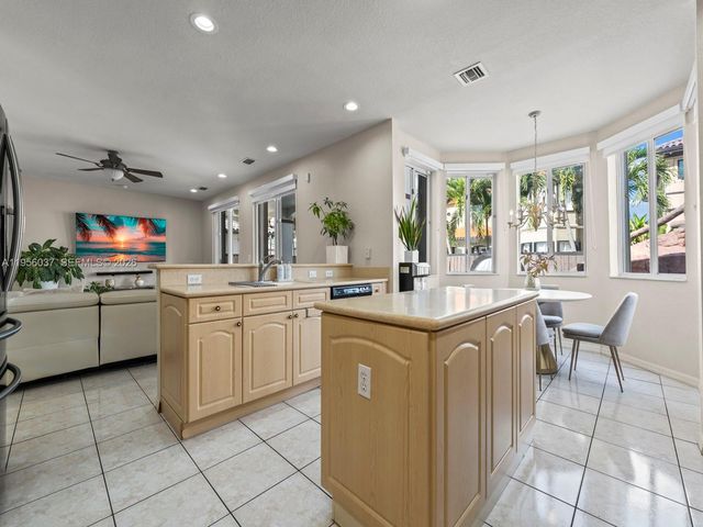 15383 SW 23rd Street, Miami, FL 33185