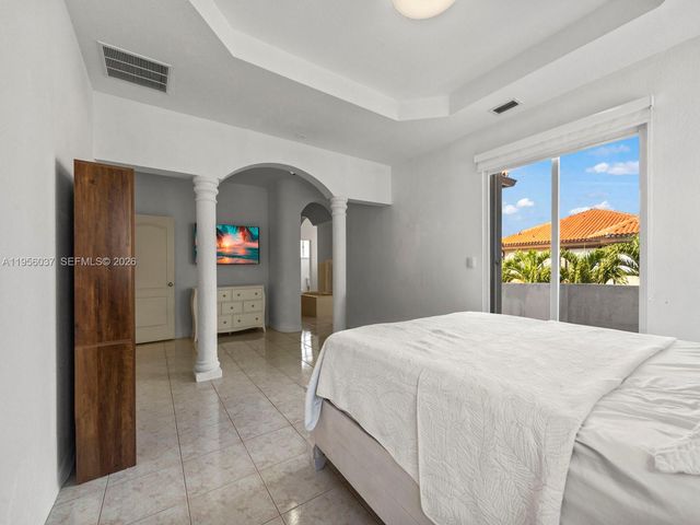 15383 SW 23rd Street, Miami, FL 33185