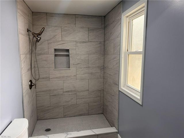 807 Cherokee RD, Portsmouth, VA 23701