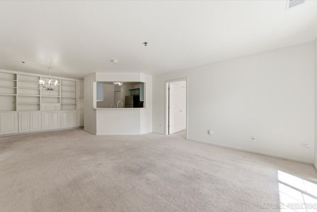 147 Hunt Club Drive 147, St. Charles, IL 60174