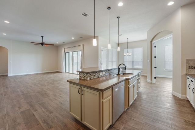 112 Haven CV, Hutto, TX 78634