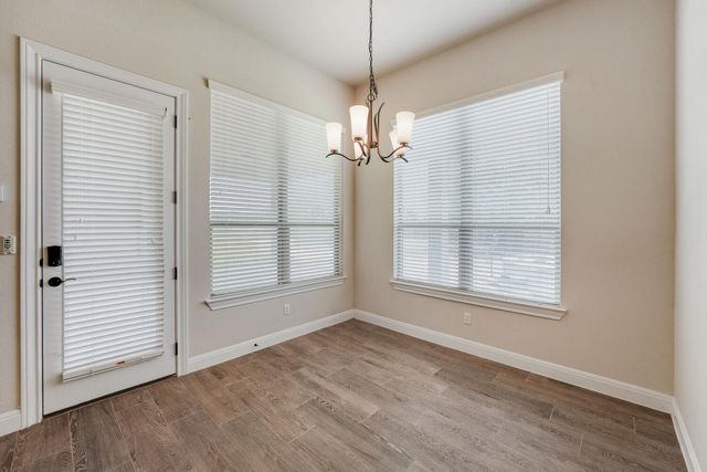 112 Haven CV, Hutto, TX 78634