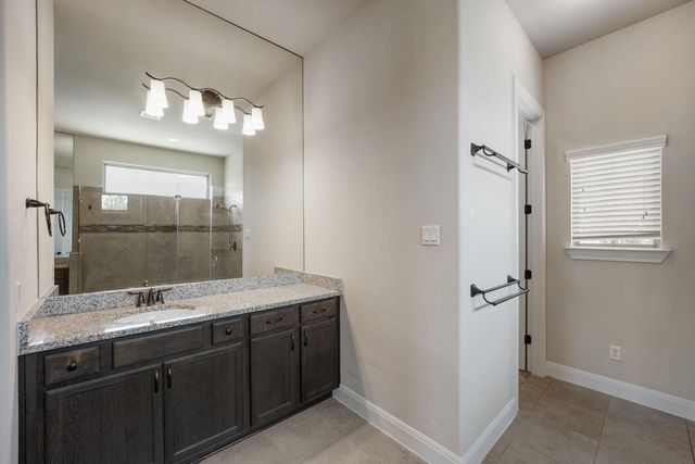 112 Haven CV, Hutto, TX 78634