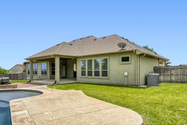 112 Haven CV, Hutto, TX 78634