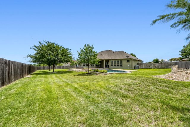 112 Haven CV, Hutto, TX 78634