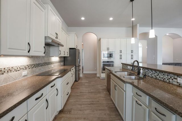 112 Haven CV, Hutto, TX 78634