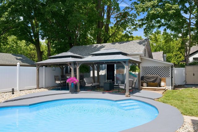 458 E Warren Street, Lebanon, OH 45036