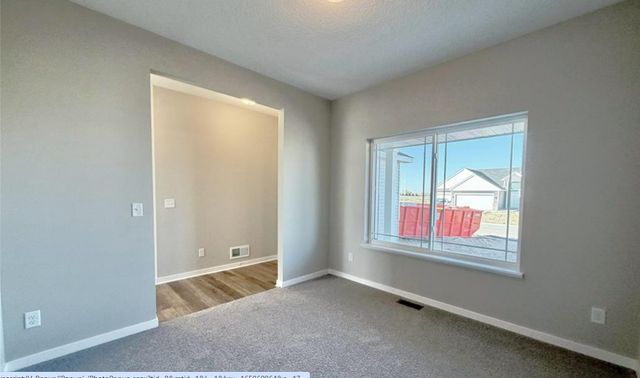 2005 Coneflower Point, Buffalo, MN 55313