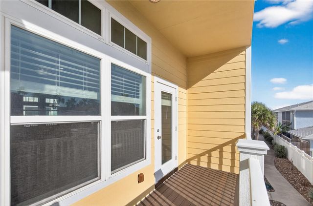 14890 Granada Dr 302, Corpus Christi, TX 78418