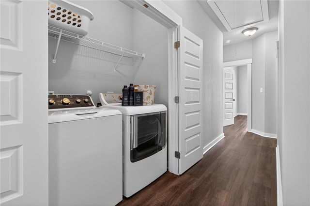 14890 Granada Dr 302, Corpus Christi, TX 78418