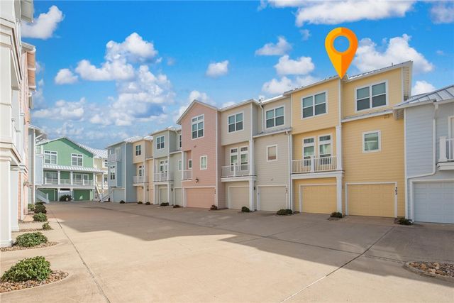 14890 Granada Dr 302, Corpus Christi, TX 78418