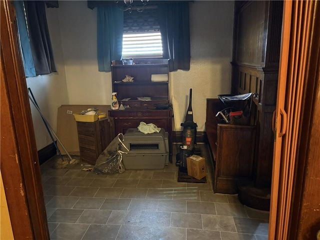 3041 Park Avenue, Kansas City, MO 64109