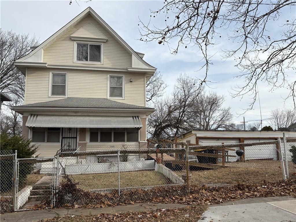 3041 Park Avenue, Kansas City, MO 64109