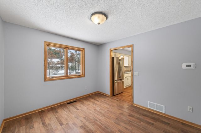 102 Woodridge Lane, Circle Pines, MN 55014