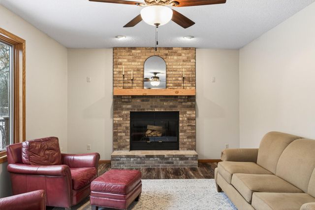 102 Woodridge Lane, Circle Pines, MN 55014