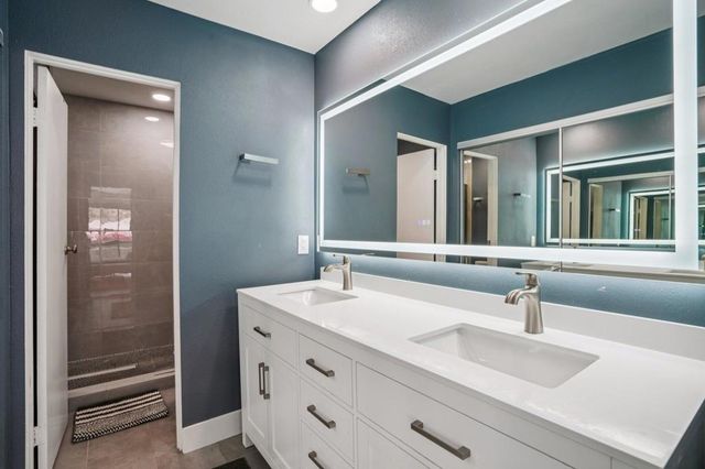 2727 S Sierra Madre 5, Palm Springs, CA 92264