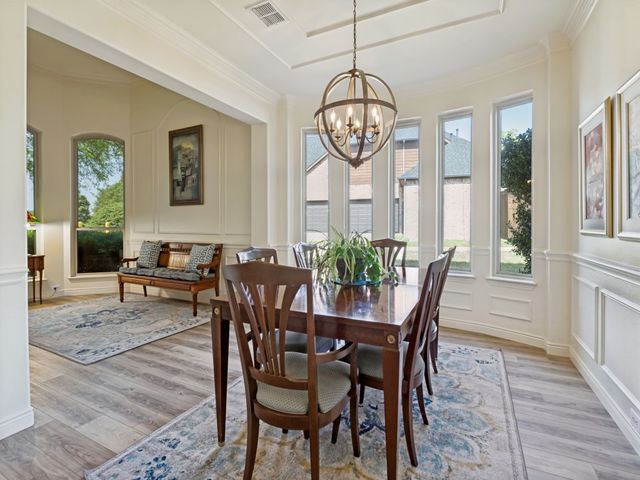 944 Excalibur Drive, Highland Village, TX 75077