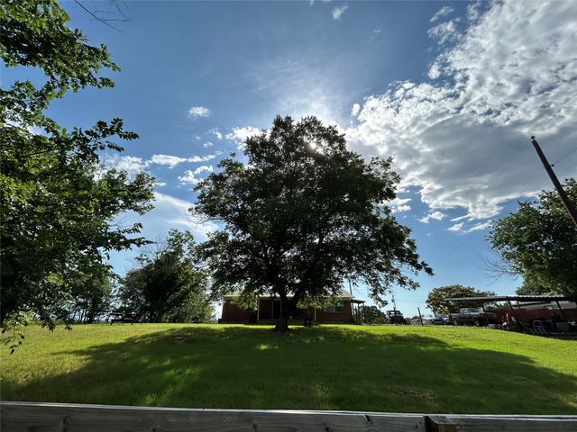 741 County Road 4681, Boyd, TX 76023