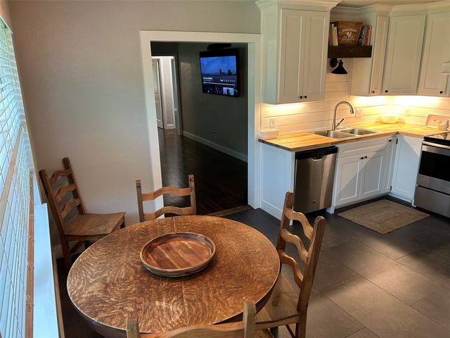 741 County Road 4681, Boyd, TX 76023