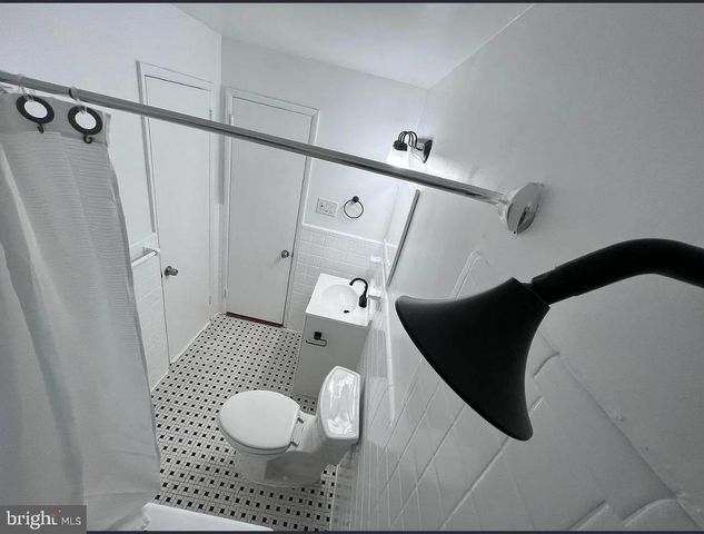 1812 N JACKSON ST, Arlington, VA 22201