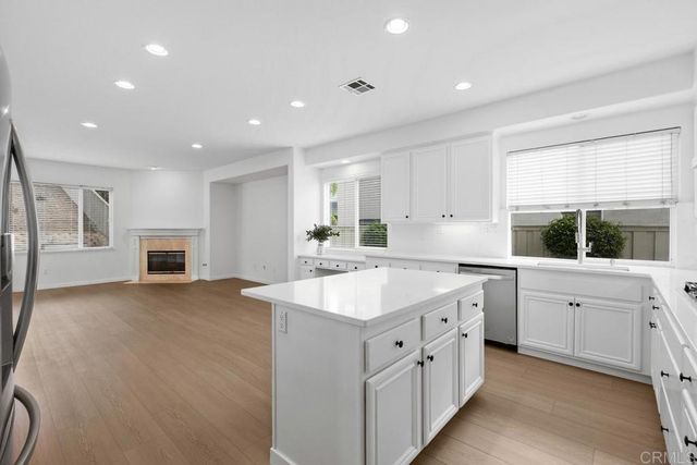 3545 Knollwood Drive, Carlsbad, CA 92010