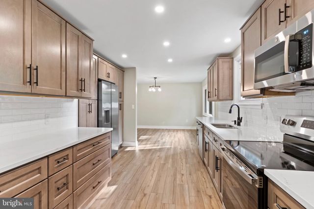 531 HAMILTON ST, Carlisle, PA 17013