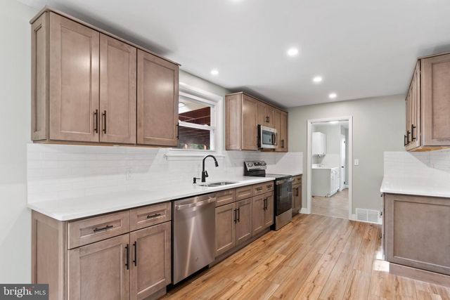 531 HAMILTON ST, Carlisle, PA 17013