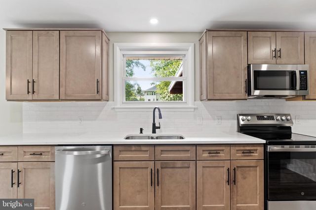 531 HAMILTON ST, Carlisle, PA 17013