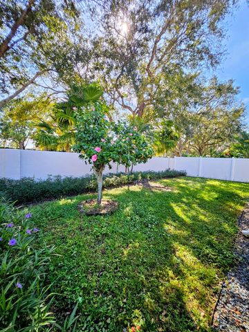 114 Spoonbill Court, Jupiter, FL 33458