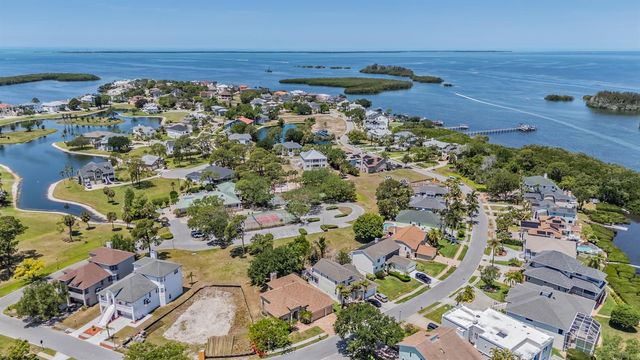 2008 N POINTE ALEXIS DRIVE, Tarpon Springs, FL 34689