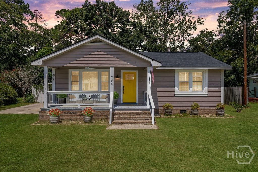 708 Virginia Avenue, Glennville, GA 30427