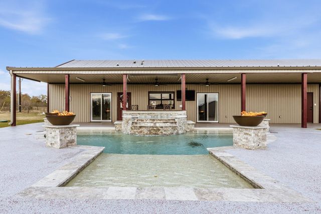 327 Diserens Road, North Zulch, TX 77872