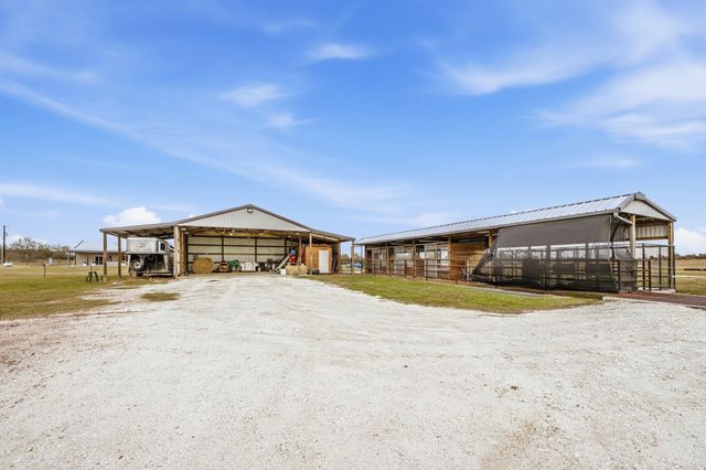 327 Diserens Road, North Zulch, TX 77872