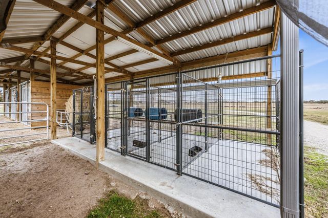 327 Diserens Road, North Zulch, TX 77872